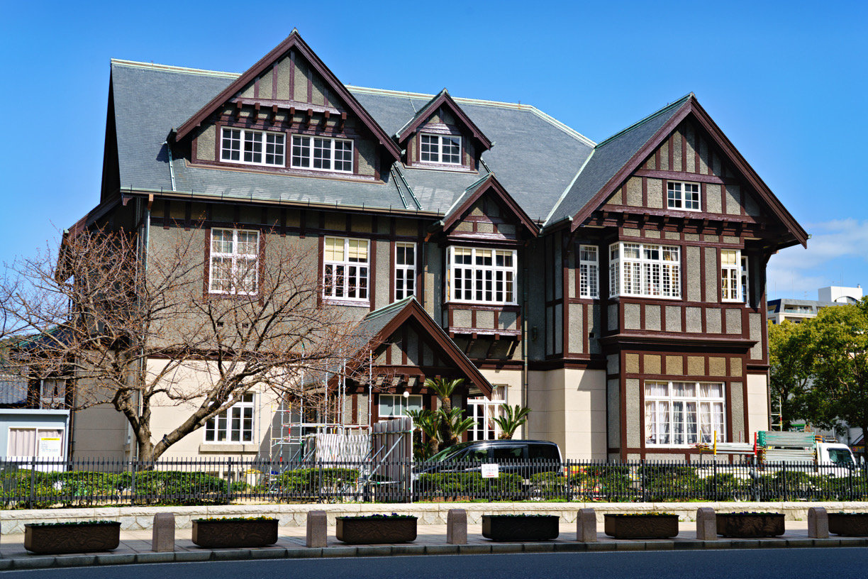 Former Mojiko Mitsui Club: A Historical Building with Taisho Romance Where Einstein Stayed