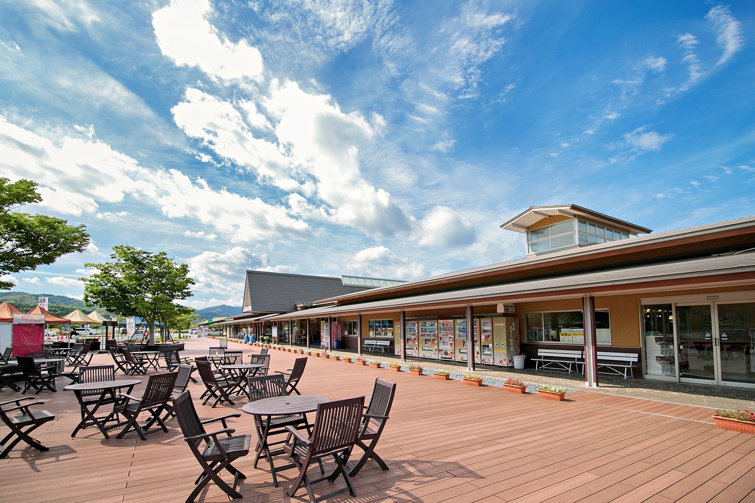 [Fukuoka] Roadside Station Oto Sakura Kaido: One of the Largest Roadside Stations in Western Japan Where You Can Play All Day! Full of Hot Springs, Gourmet Food, and Playground Equipment!